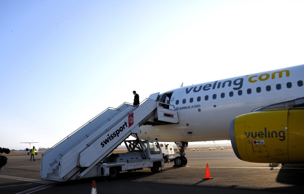 Η-vueling-εγκαινιάζει-νέο-δρομολόγιο-μεταξύ-Βαρκελώνης-και-Αγκαντίρ