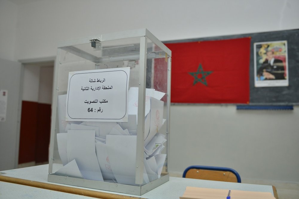 partis-politiques-:-rajeunir,-moraliser,-territorialiser,-le-triple-pari-du-projet-de-loi-n-54.25