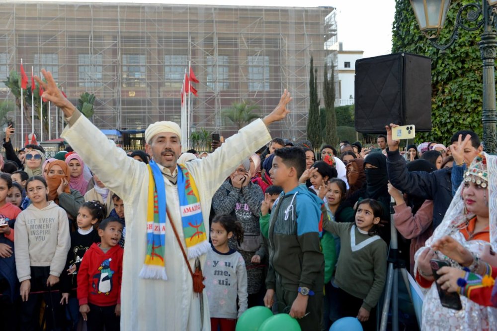 amazighite:-από-την-αναγνώριση-στην-εφαρμογή,-το-Μαρόκο-συνεχίζει-να-οργώνει-το-αυλάκι-του