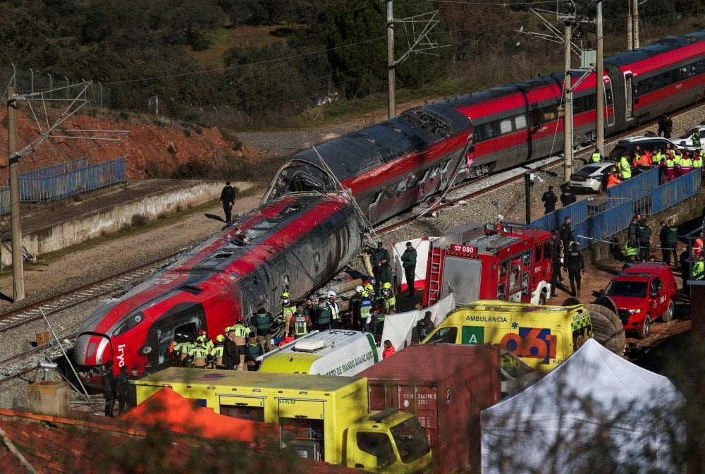 accident-ferroviaire-en-espagne-:-le-bilan-monte-a-41-morts