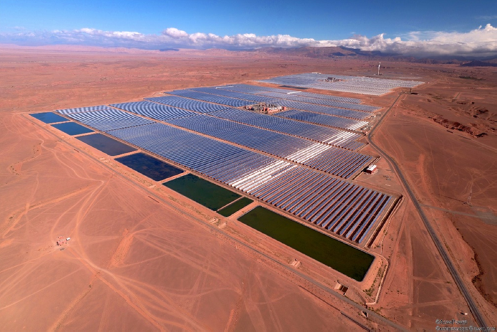 solaire-:-noor-ouarzazate-i-bat-son-record-historique-et-reaffirme-le-pari-marocain-sur-le-csp