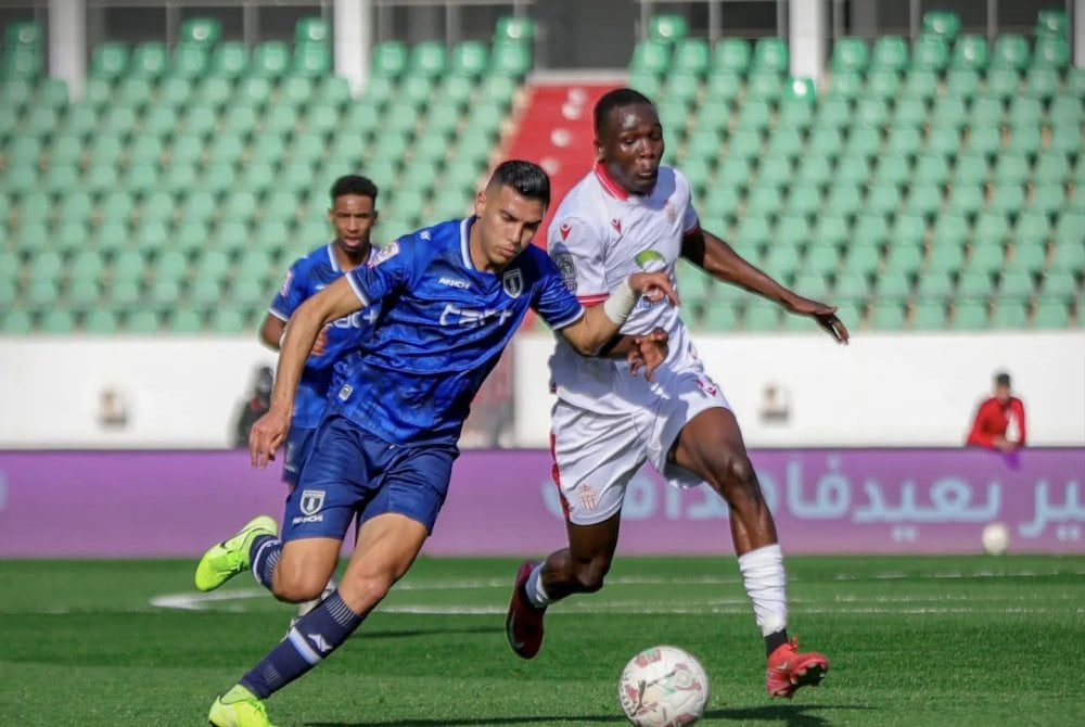 botola-:-le-mas-rejoint-le-wac-en-tete-malgre-le-nul-a-el-jadida,-le-husa-respire-enfin