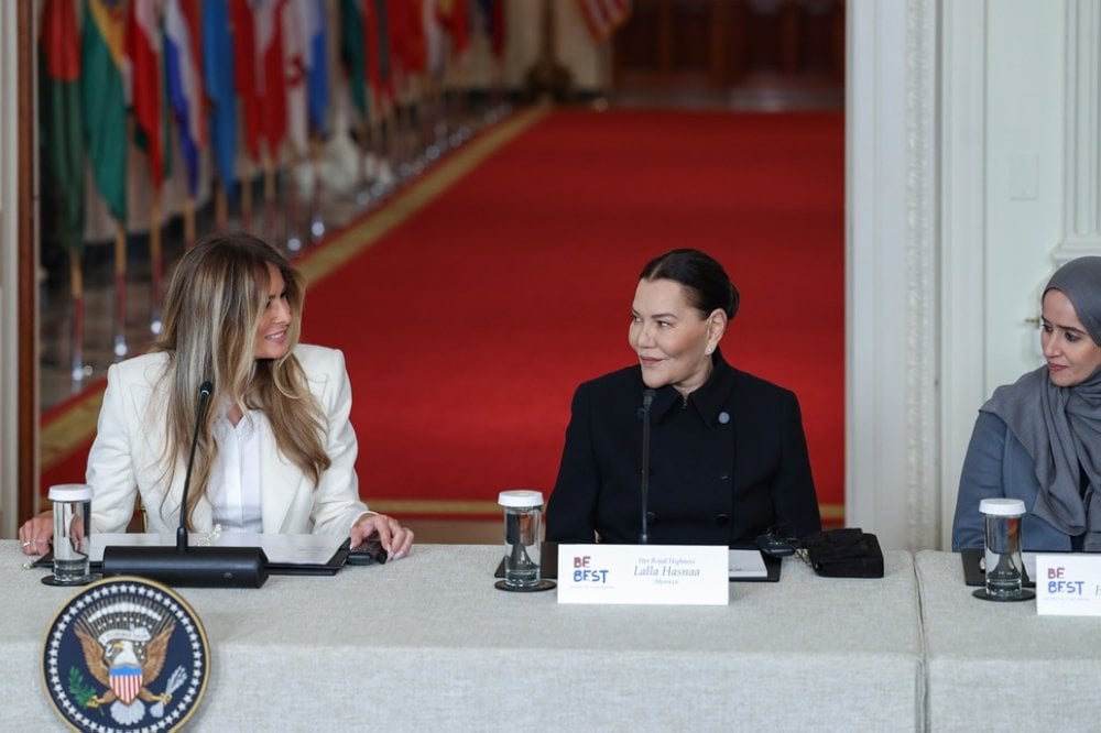 sar.-la-princesse-lalla-hasnaa-represente-le-maroc-au-sommet-de-la-coalition-mondiale-pour-les-enfants