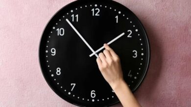 pourquoi-le-retour-au-gmt+1-provoque-une-vague-de-grogne-inedite-cette-annee