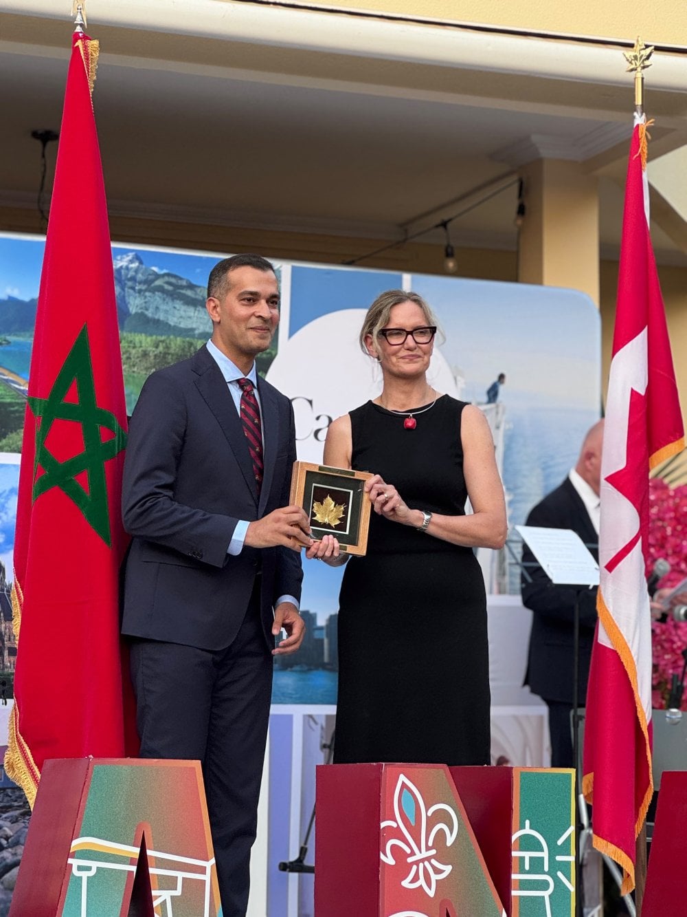 tibu-africa-recoit-la-feuille-dor-du-canada-pour-son-action-en-faveur-des-jeunes-et-des-femmes